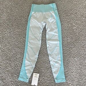 Gymshark Light Gray Leggings with Aqua Trim - Kids